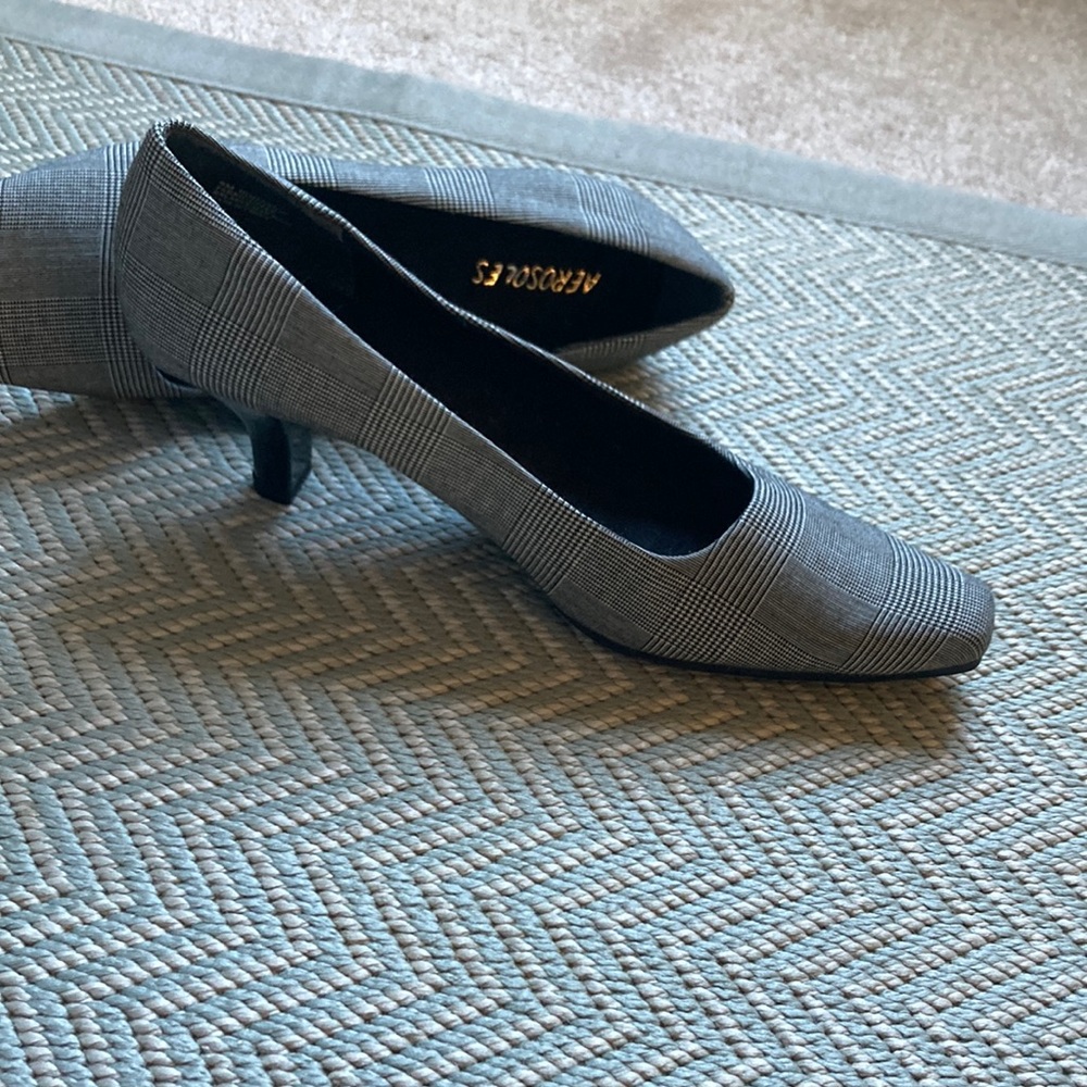 Aerosoles size 9M